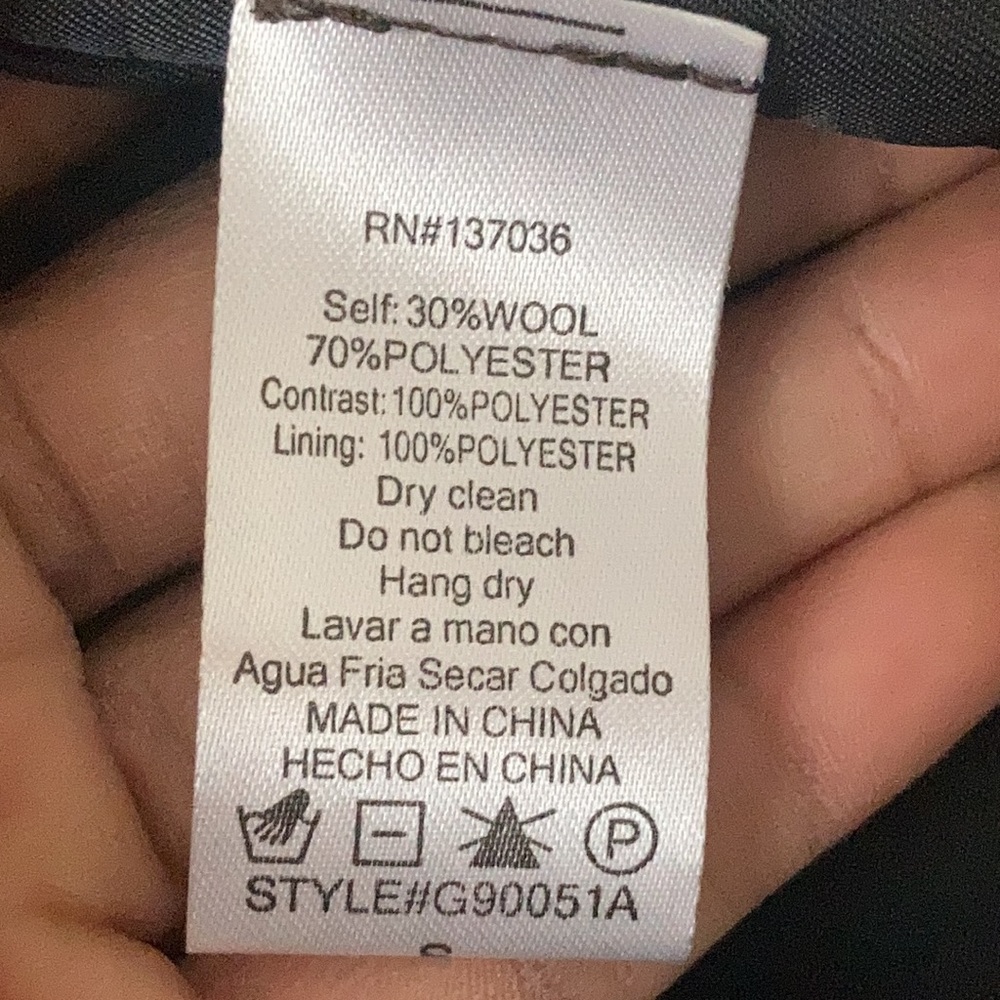 Paper Crane Plaid Sherpa Vest - Picture 9 of 16